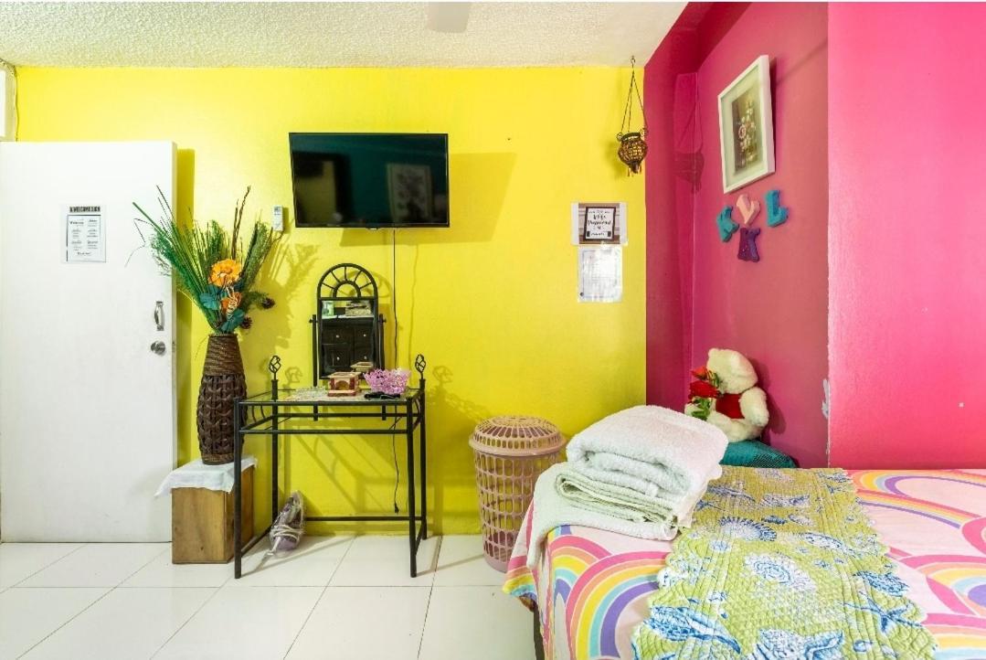 Colorful Private Room Oasis Montego Bay Dış mekan fotoğraf