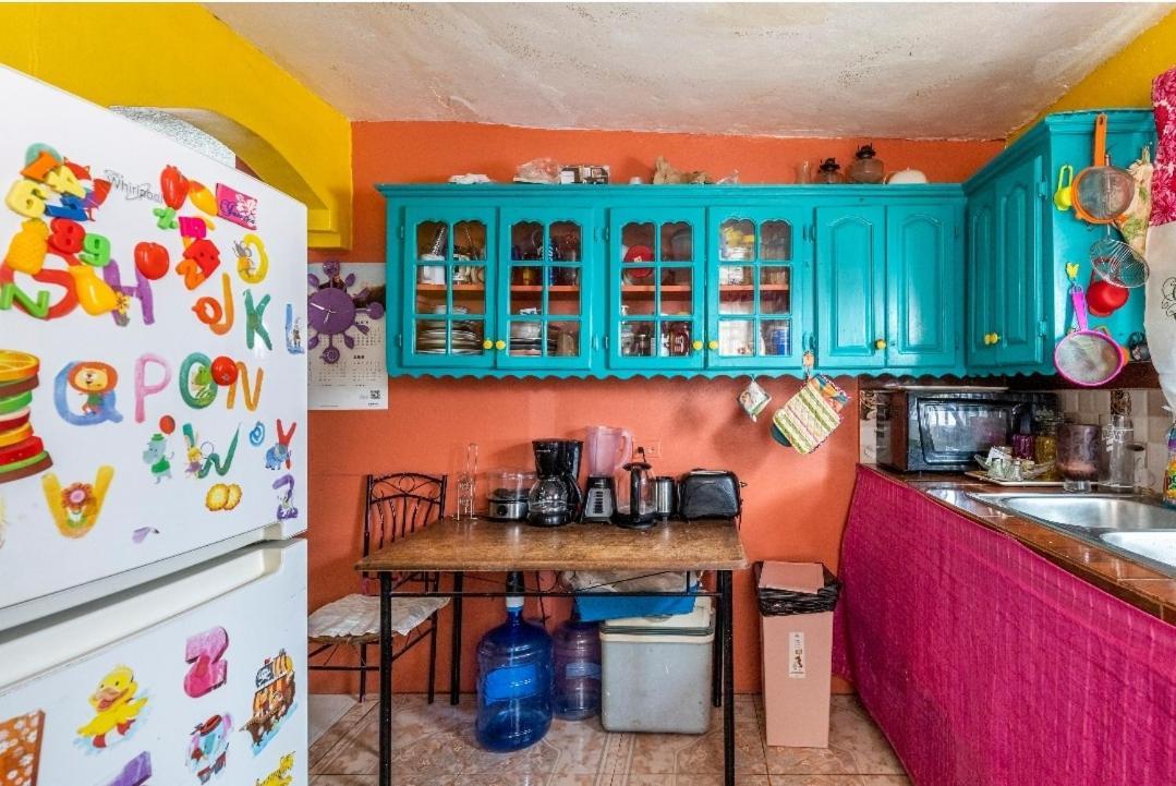 Colorful Private Room Oasis Montego Bay Dış mekan fotoğraf